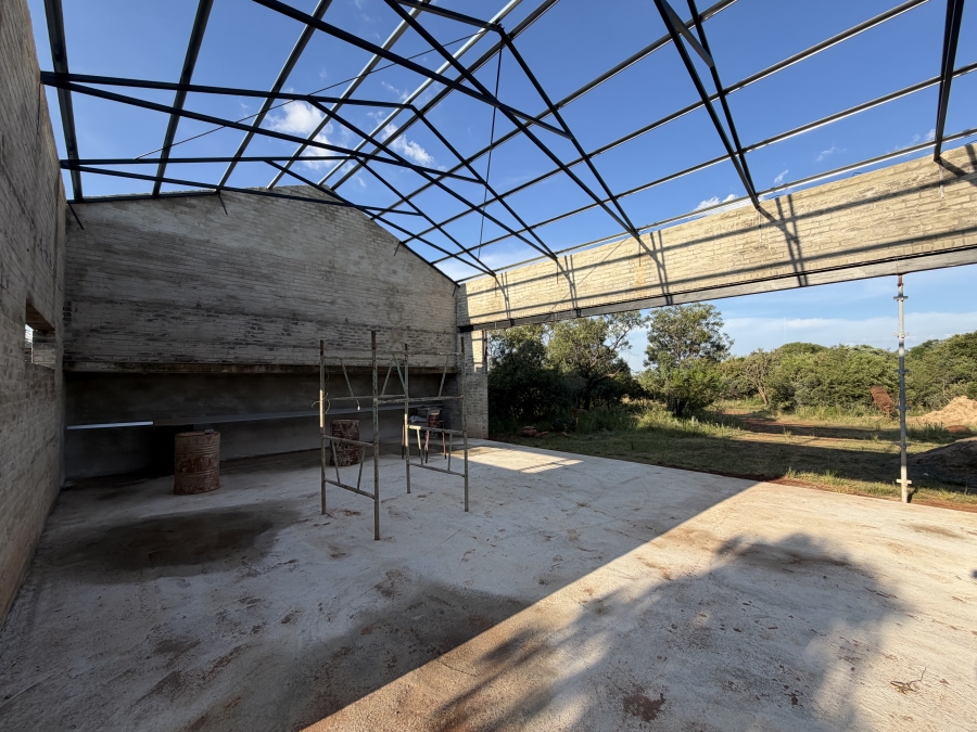 5 Bedroom Property for Sale in Mooinooi North West